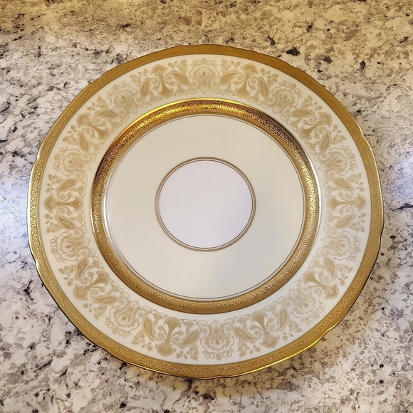 TK Thun Bohemia Czechoslovakia 22 K Gold Dinner Plate - Picture 2 of 9